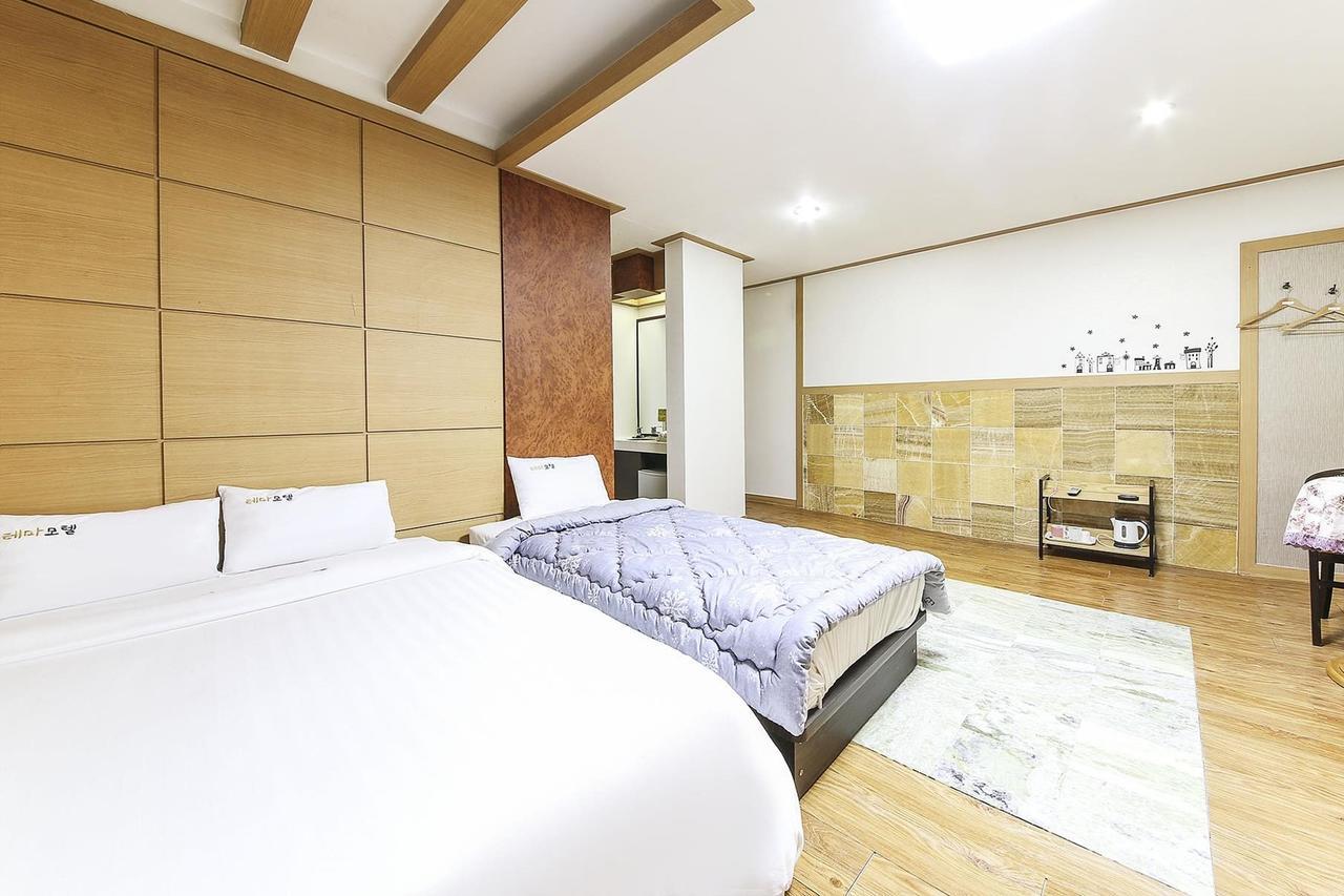 Theme Motel Mokpo Exterior foto